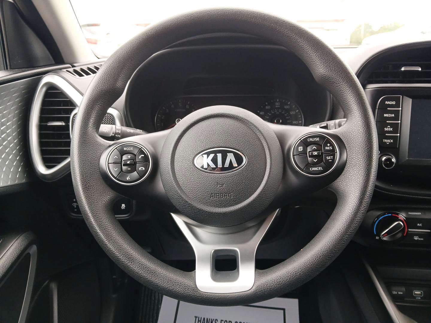 2020 Kia Soul LX CVT (KNDJ23AU1L7) with an 2.0L L4 DOHC 16V engine, Continuously Variable Transmission transmission, located at 880 E. National Road, Vandalia, OH, 45377, (937) 908-9800, 39.891918, -84.183594 - Photo#15